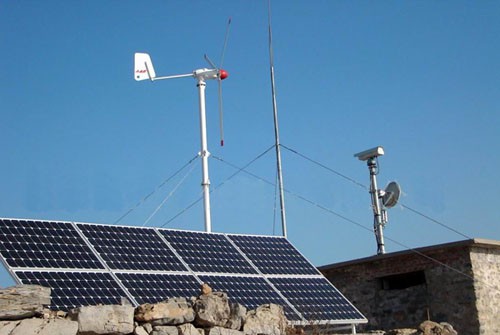off Grid Solar Sistem hibrid solar pentru uz casnic